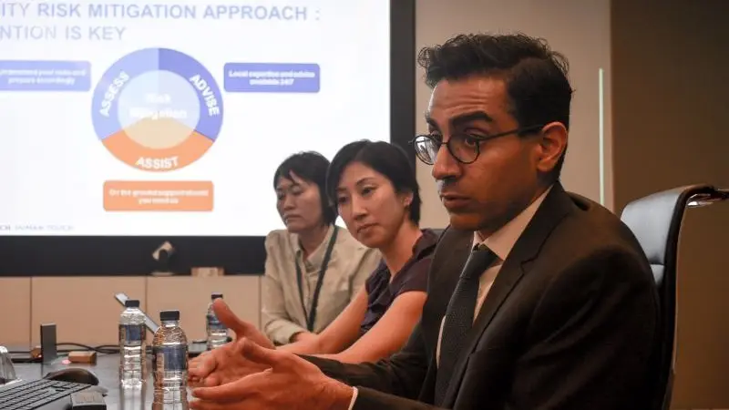 Csuite advisory - 800x450